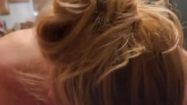 Wife works on getting my cock hard !! - video av lisamatty4601 cam-modell