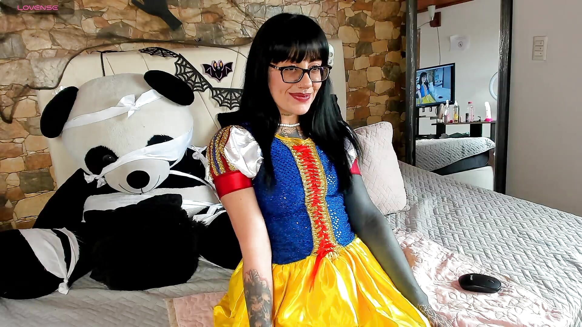 WhatsApp Video 2026-10-22 at 3,50,04 PM - βίντεο χρήστη Eva-hall