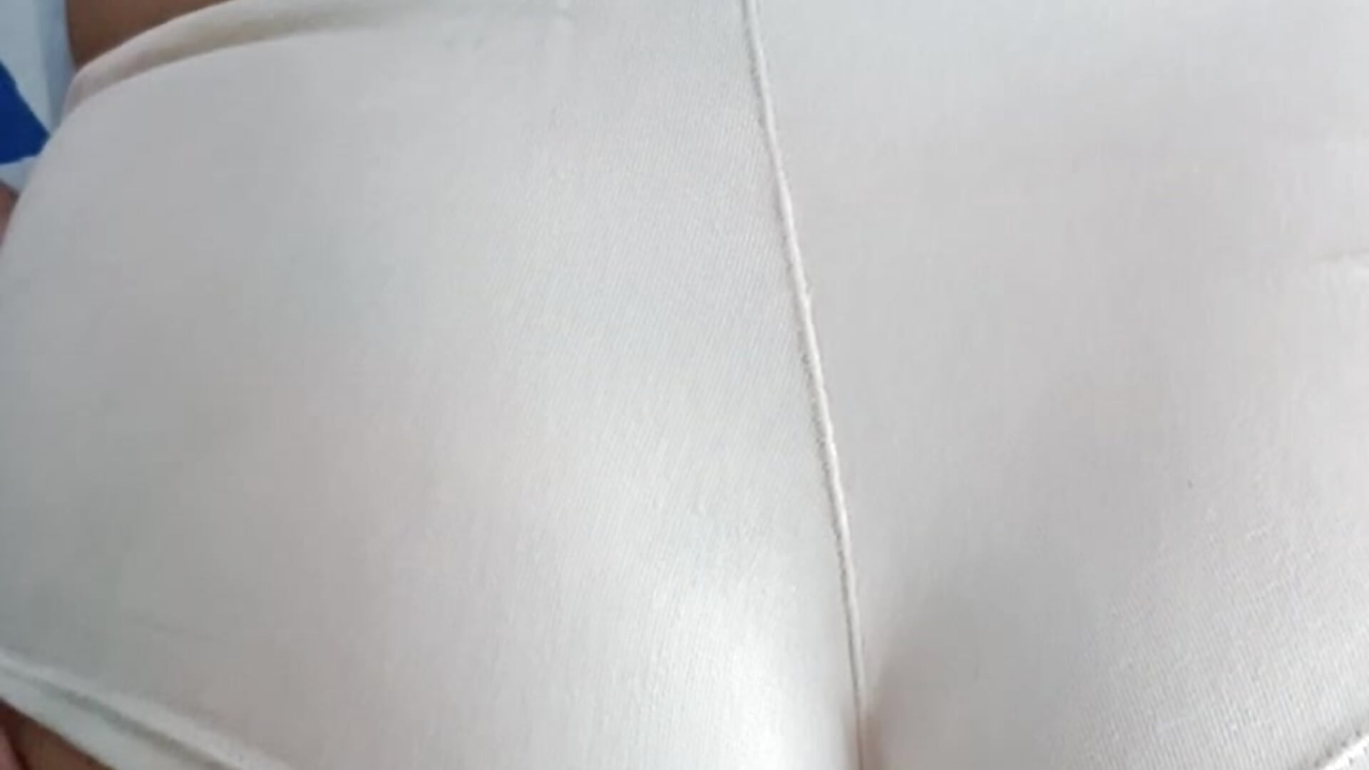 Sassy s Cleavage of ass - video by Chiknisassy cam model