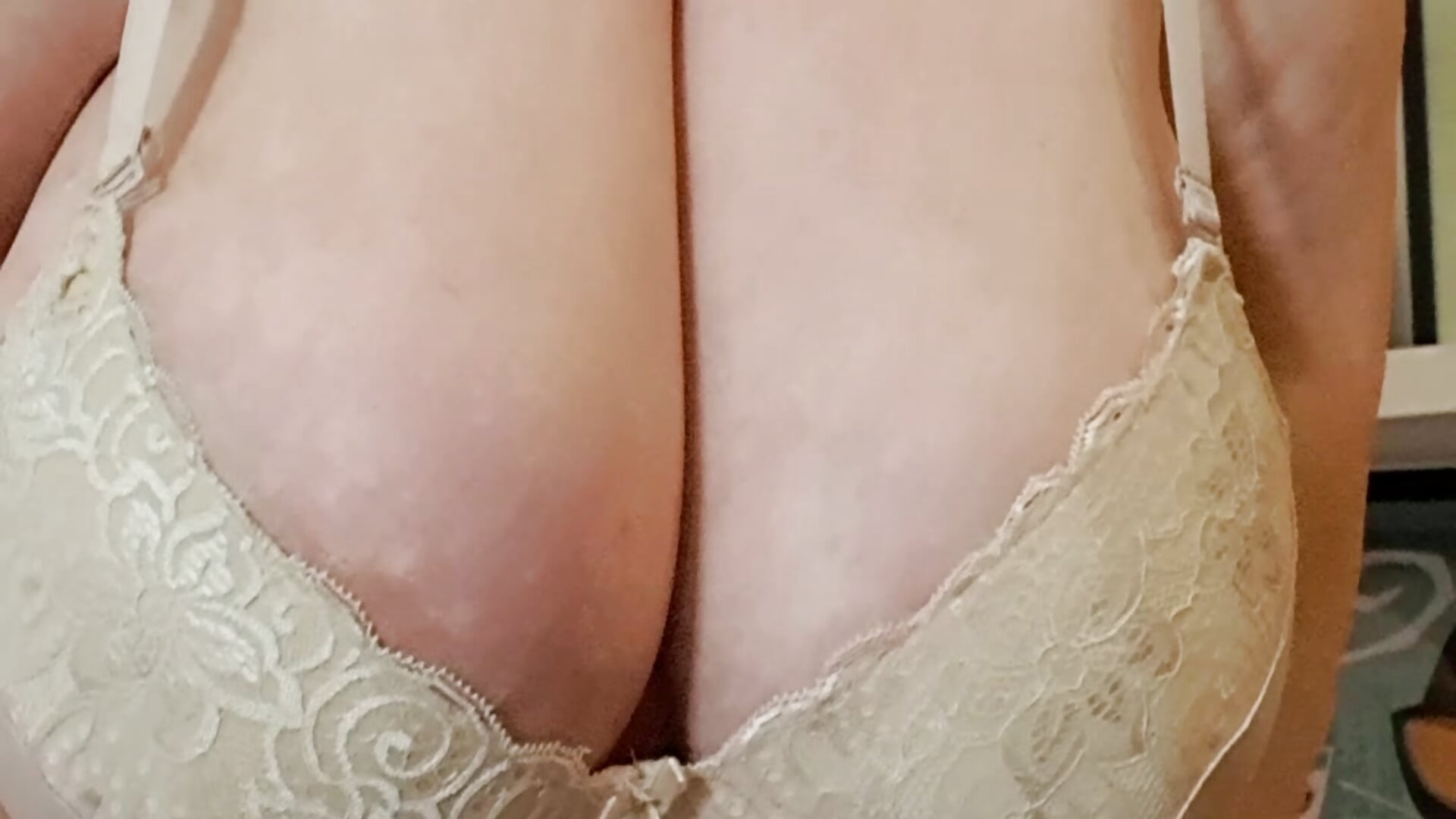 20230305_184515 - βίντεο μοντέλου Nataliesbestjuggs