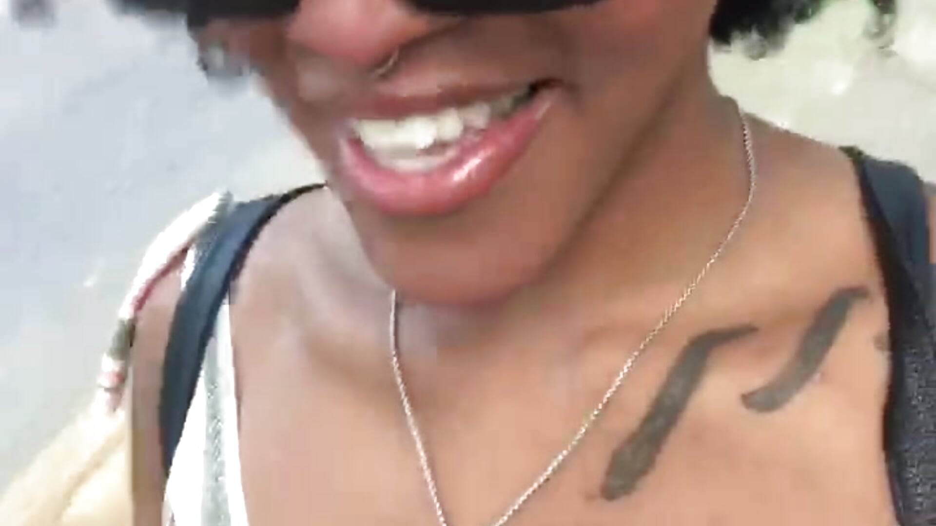 Kiiissssss mee 🥰😘😘 — filmik eileen_tanihara, modela(-lki) na kamerkach