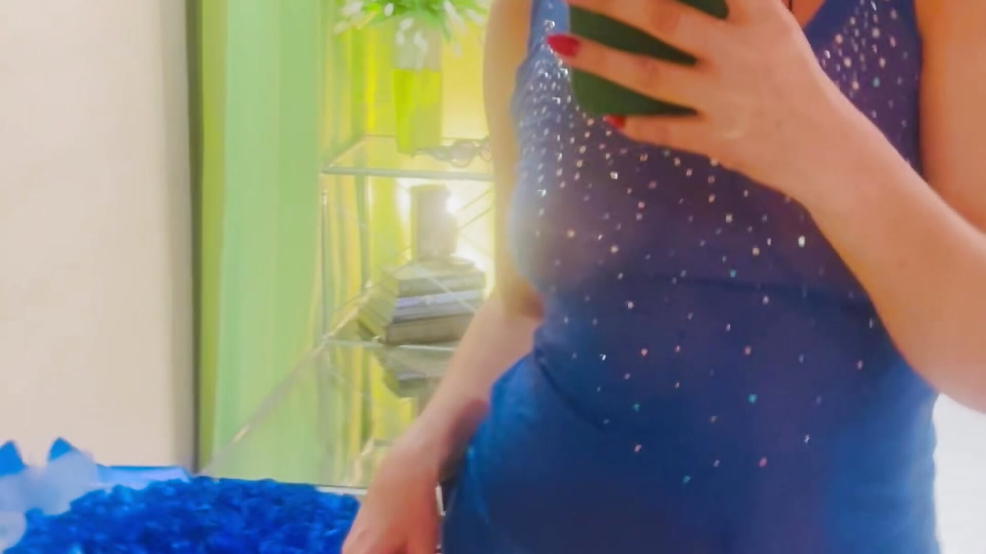 Thank you for flowers💋 - video by Sabrina_Waiker cam model