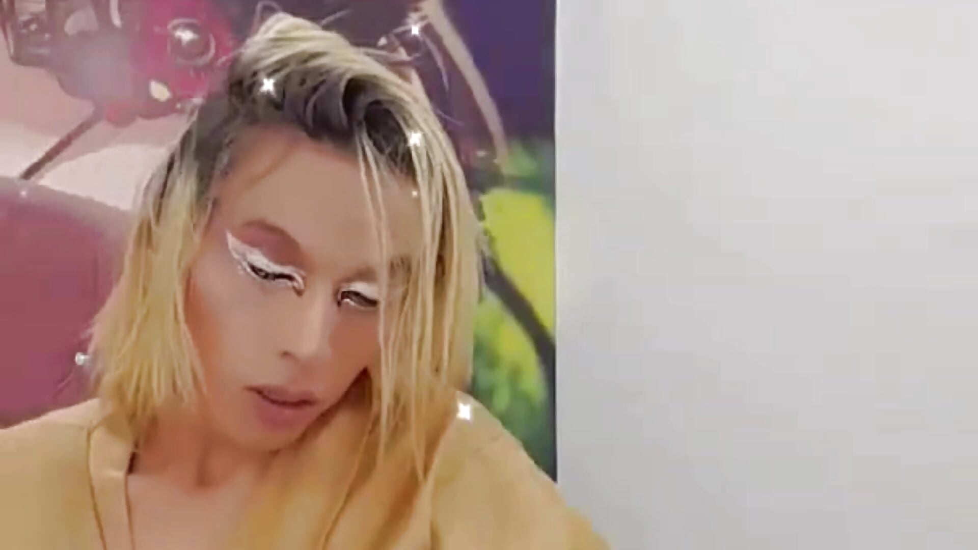 crazyycutesex - video by cutesweeetrobinsex cam model