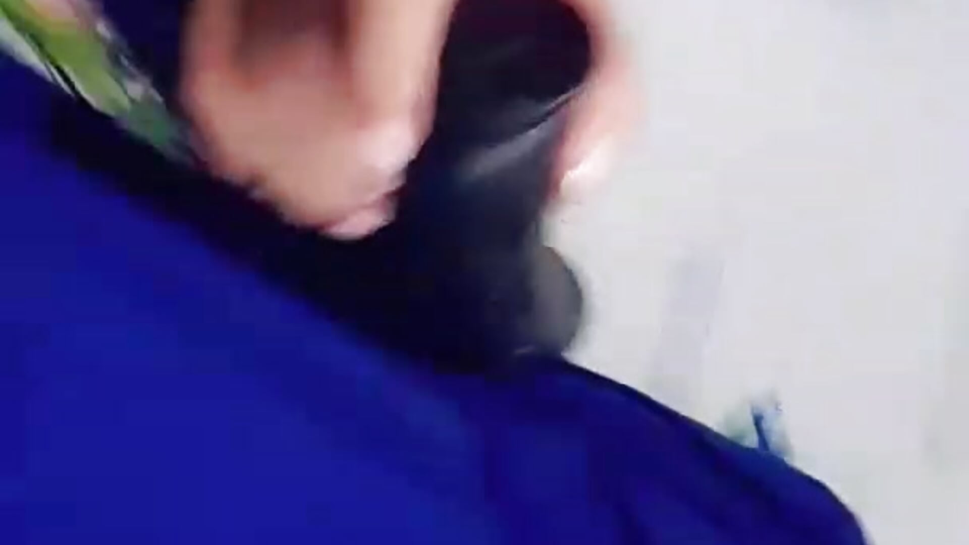 mi body - video by cutesweeetrobinsex cam model