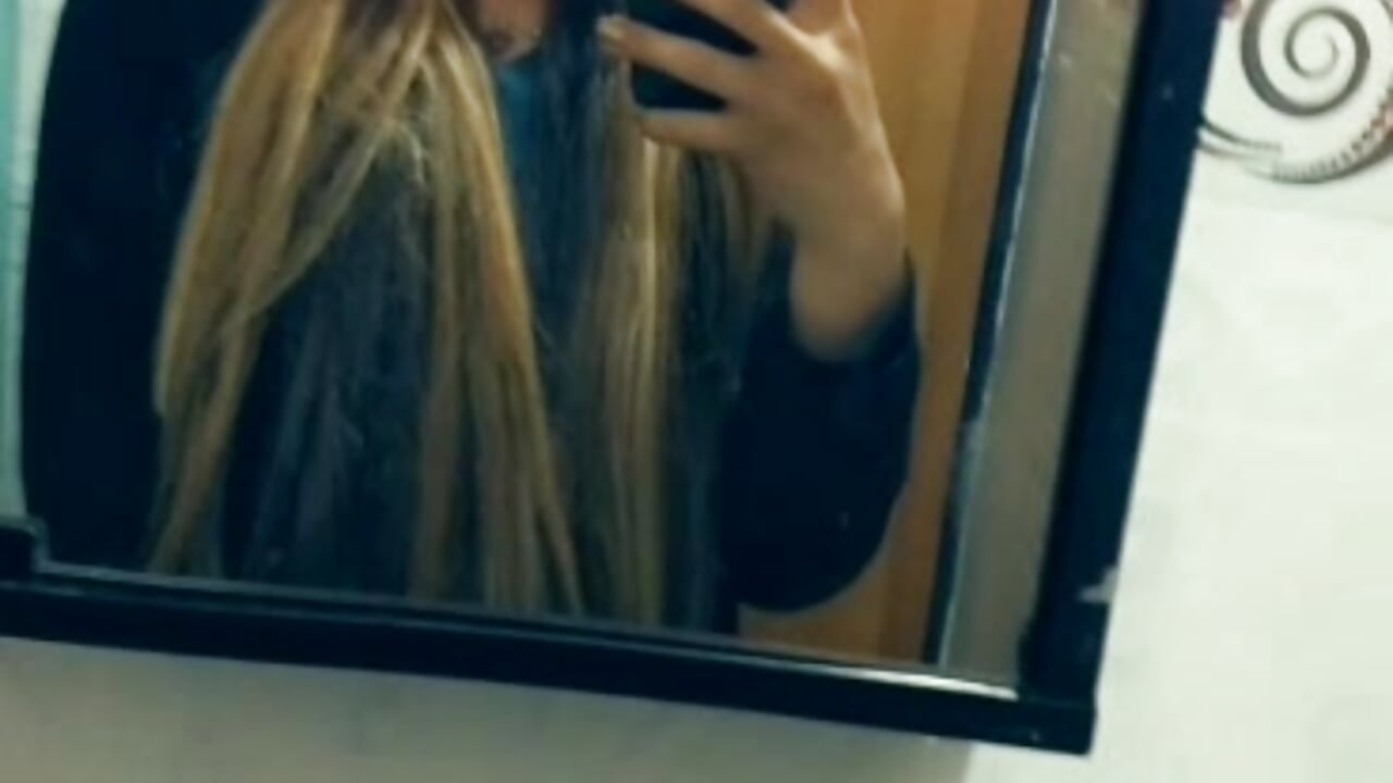 Cute krystallts - video by cutesweeetrobinsex cam model