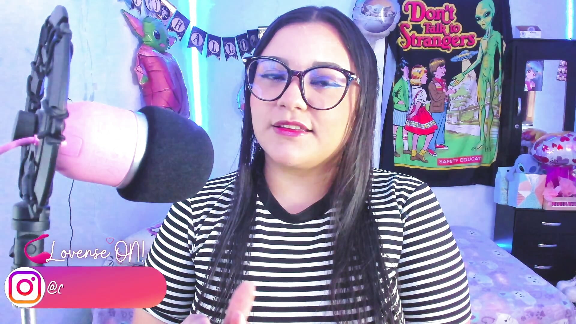 ASMR uwu - 視頻由 cinna_monroll 主播提供