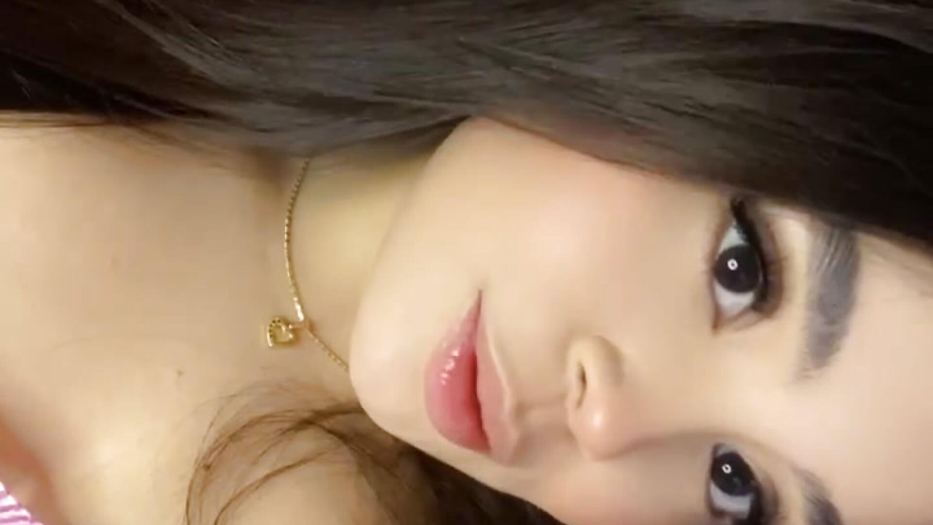 ❤️ - video by IsabellaAllen cam model