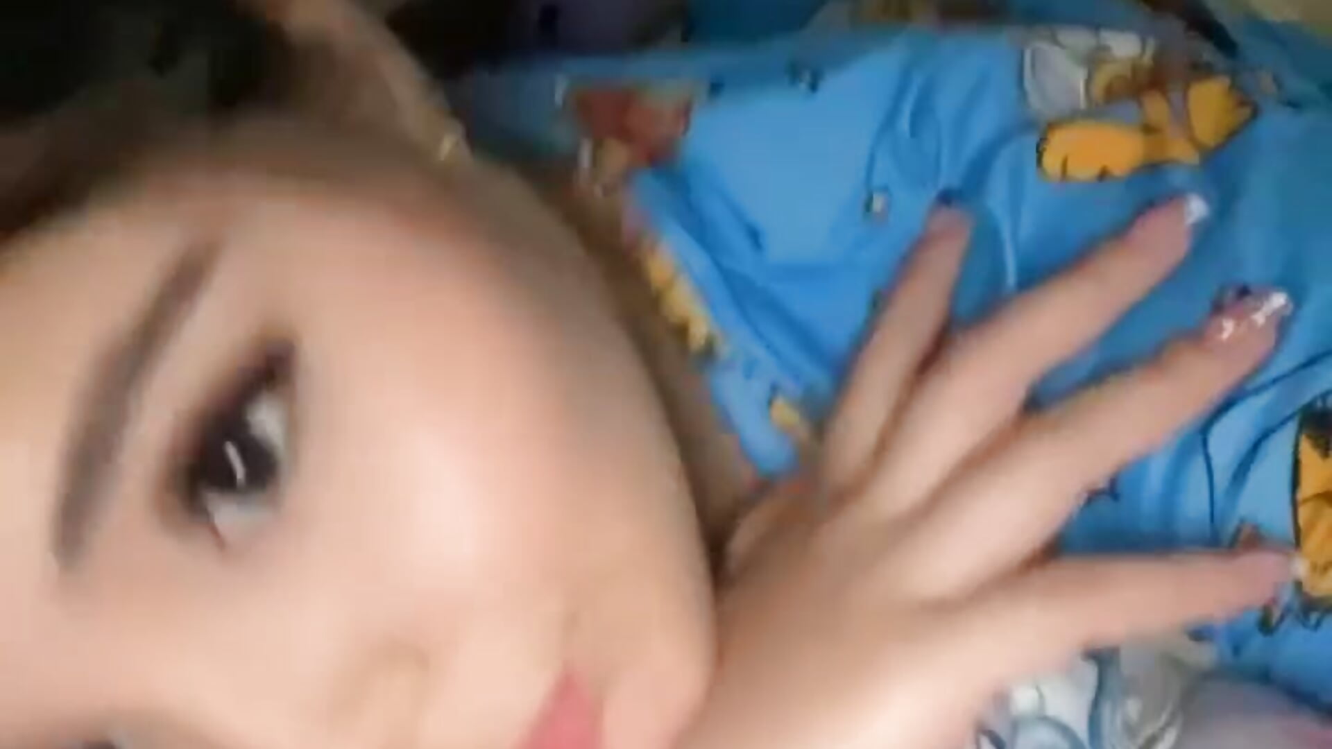 I love pijamas - video by IsabellaAllen cam model