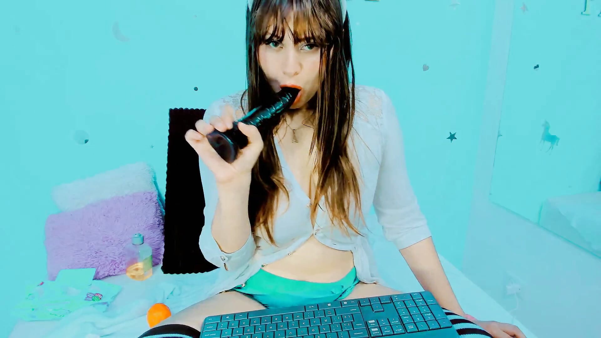 hello - video by SofiaOlivares cam model