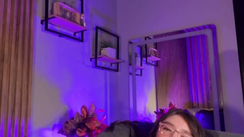 “Don’t just watch… feel me 🔥👑” — filmik Eva_Macalliter, modela(-lki) na kamerkach