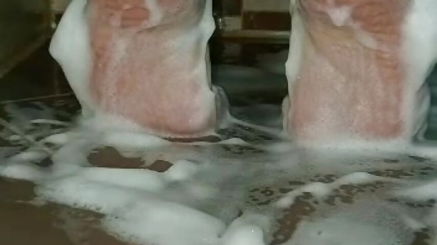 Foot Bath - vidéo du modèle de showcams tinaclark_