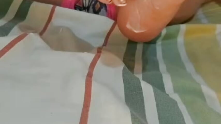 a foot massage before bed♥ - vidéo du modèle de showcams tinaclark_