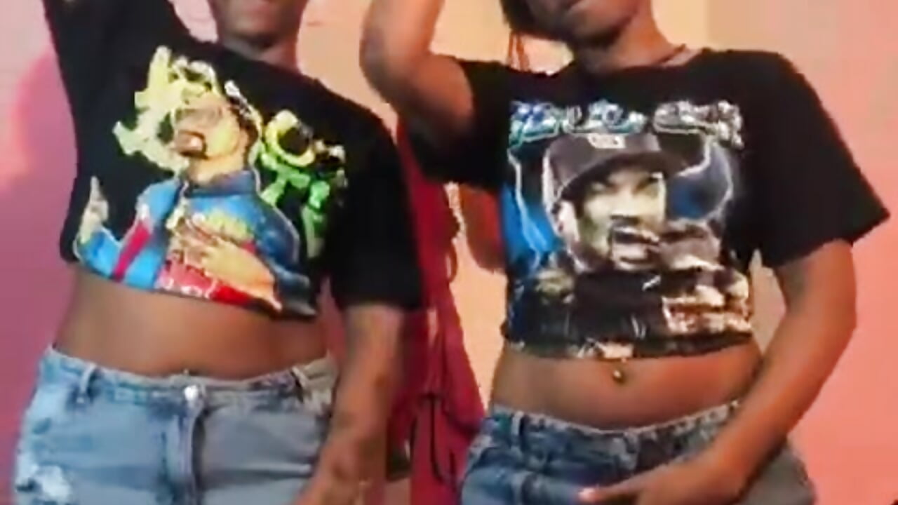 follow me my king - The_wickles_4443 adlı kamera modelinin videosu