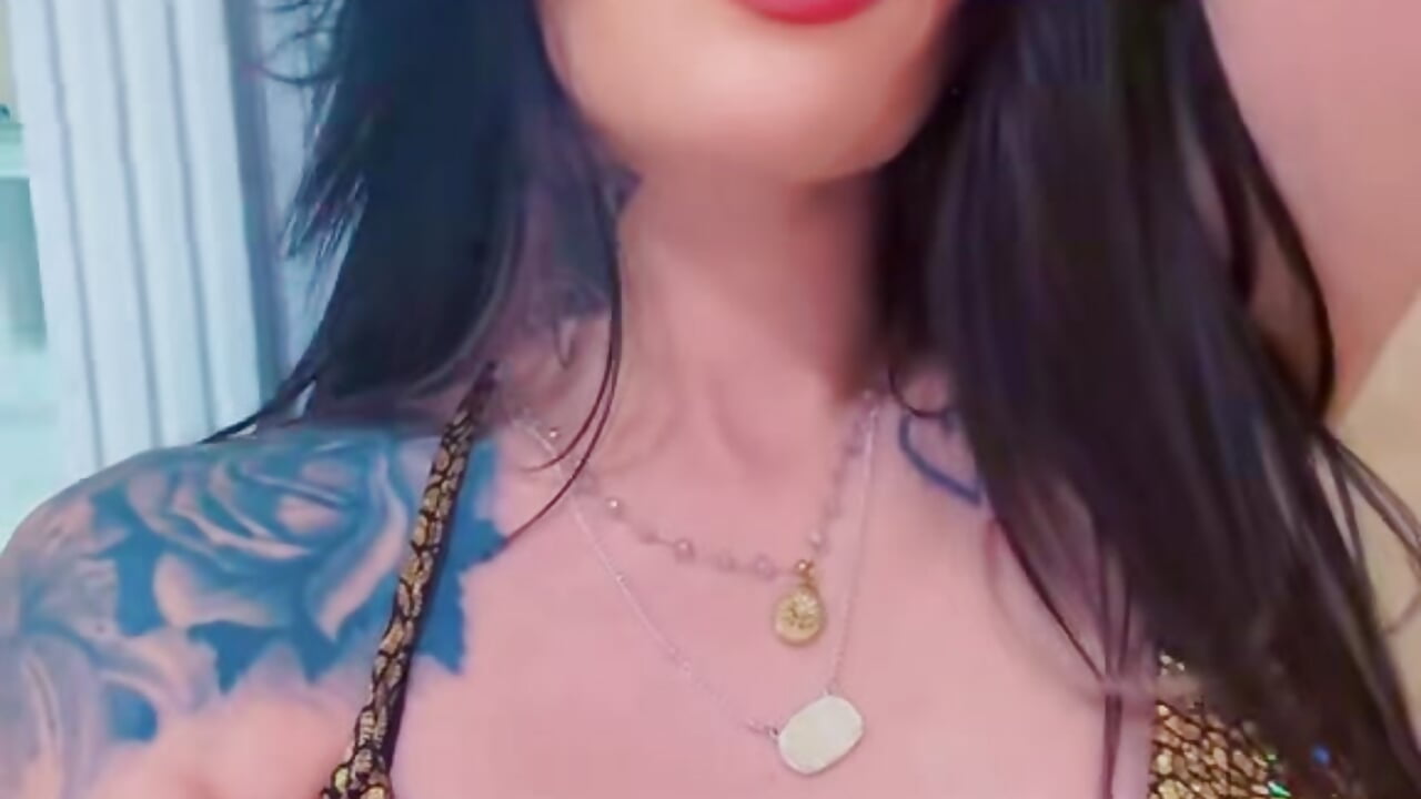 v12044gd0000d6pk9n7og65pmjc1j1ag - video by Tattedslut15 cam model