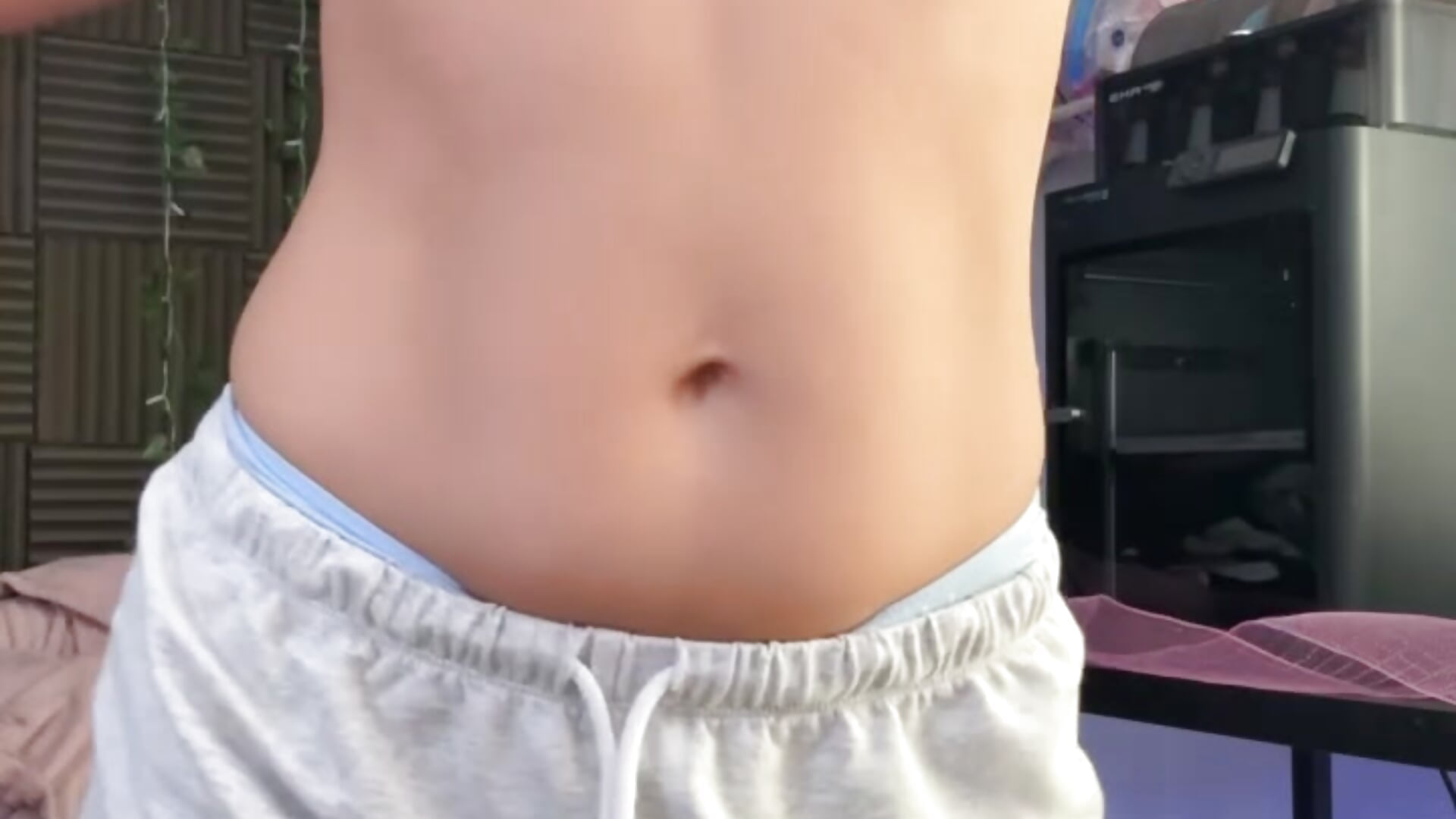 806EFDA2-3850-4A81-870C-174C1A5BCCEB.mp4 - video by Cosmic_Rose cam model