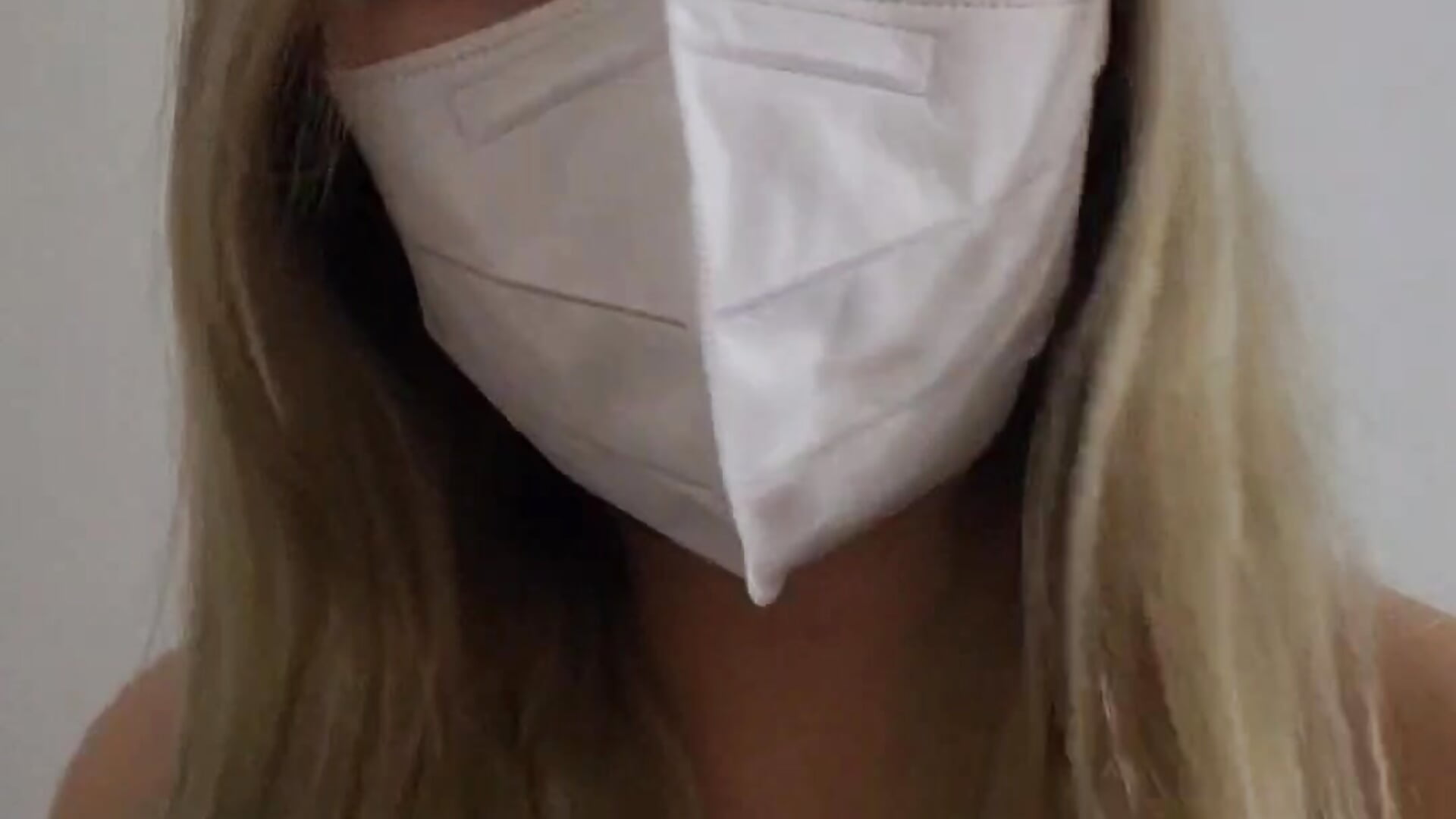 VID_32971211_094443_700