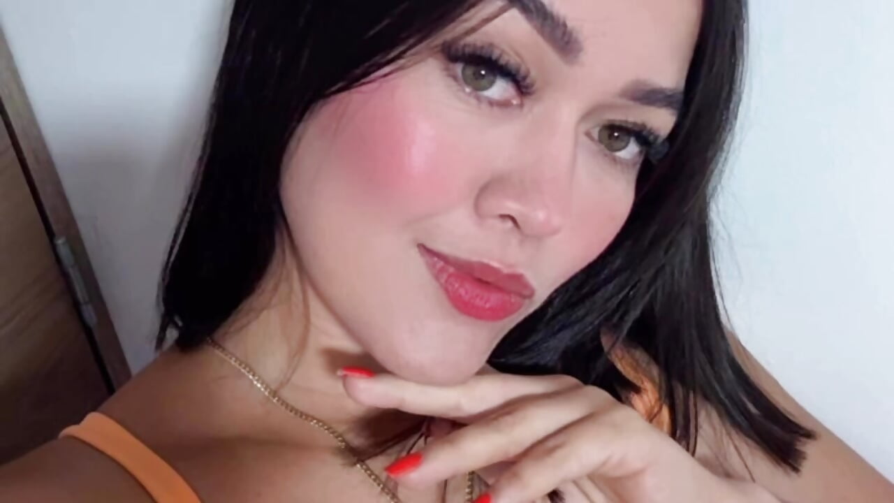 Ilove DANIELA 🍈🍈 - video by Danielavegax cam model