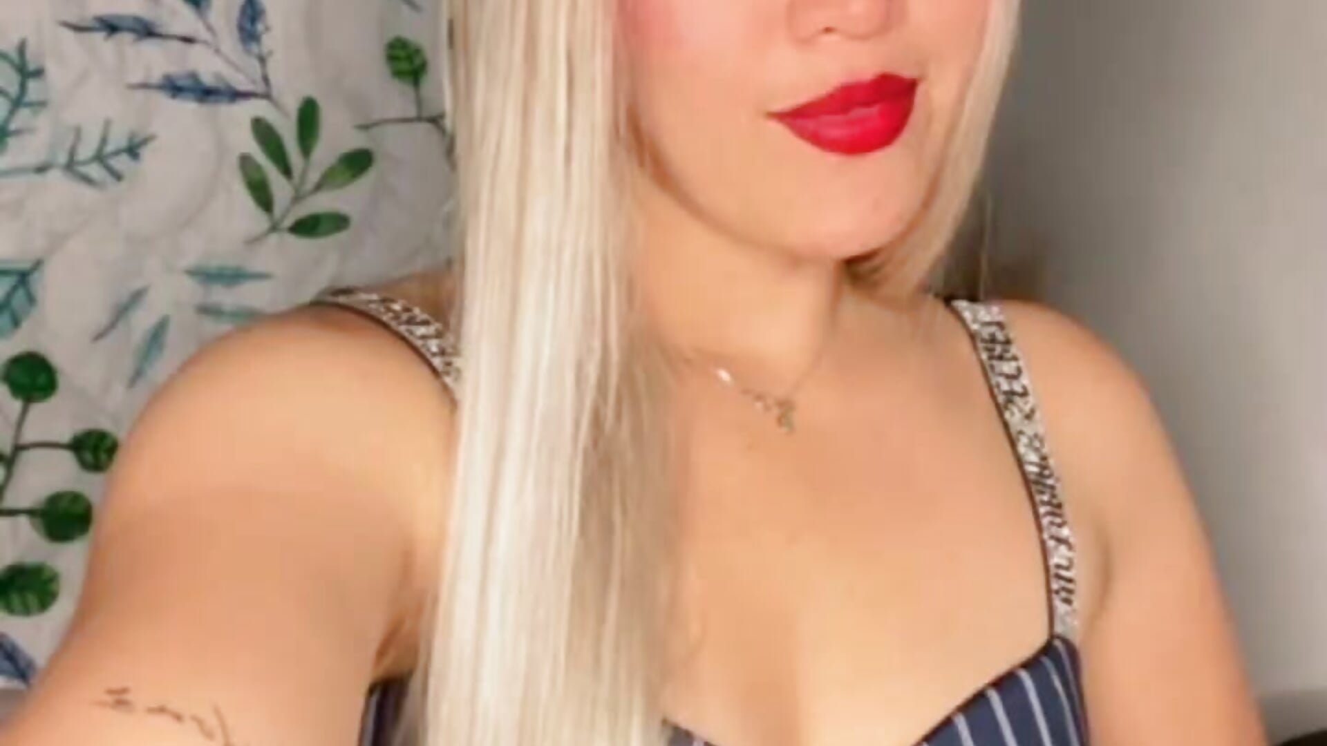 FB_VID_7850171969251991590 - video by Danielavegax cam model