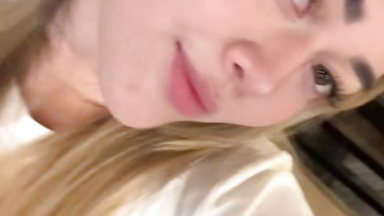 MY LOVE☺️ - video của người mẫu cam Danielavegax