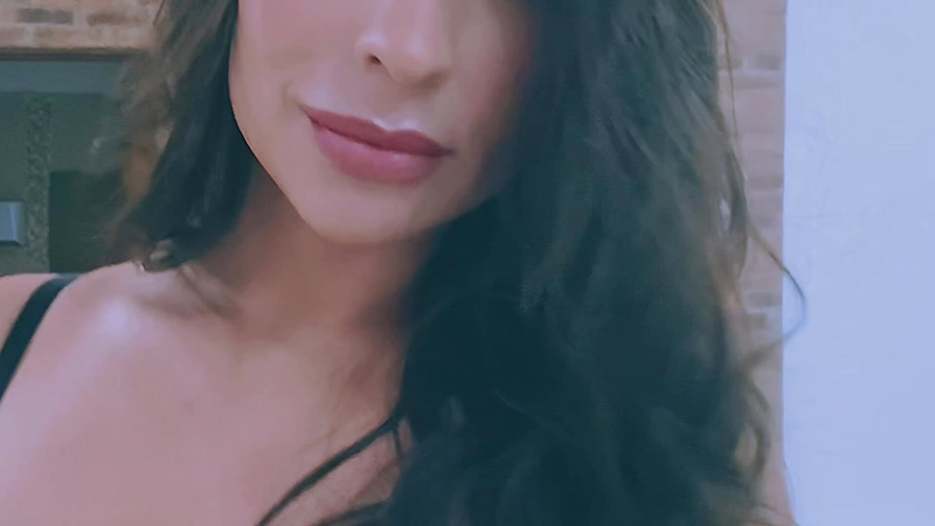 Wowwwww Mau - Mau_White adlı kamera modelinin videosu