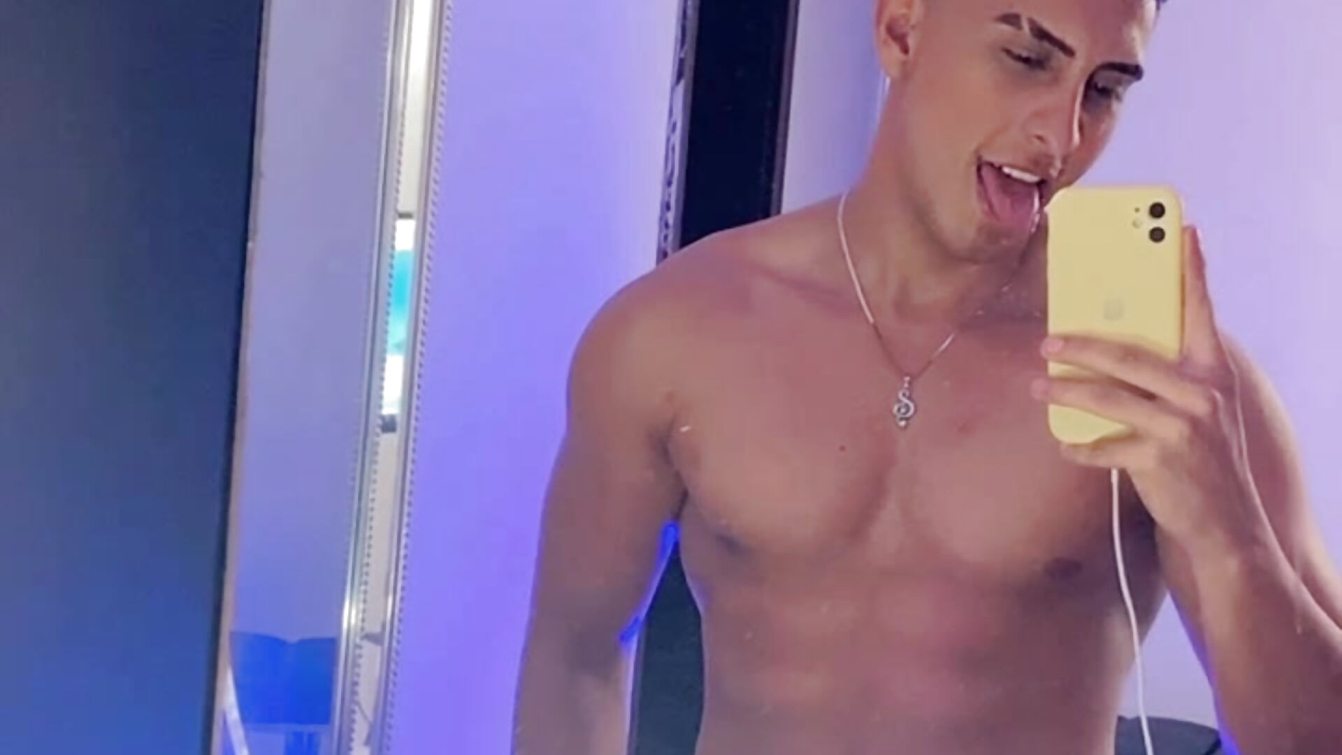 te gusta? – video modela na kameri _Ryan_walker