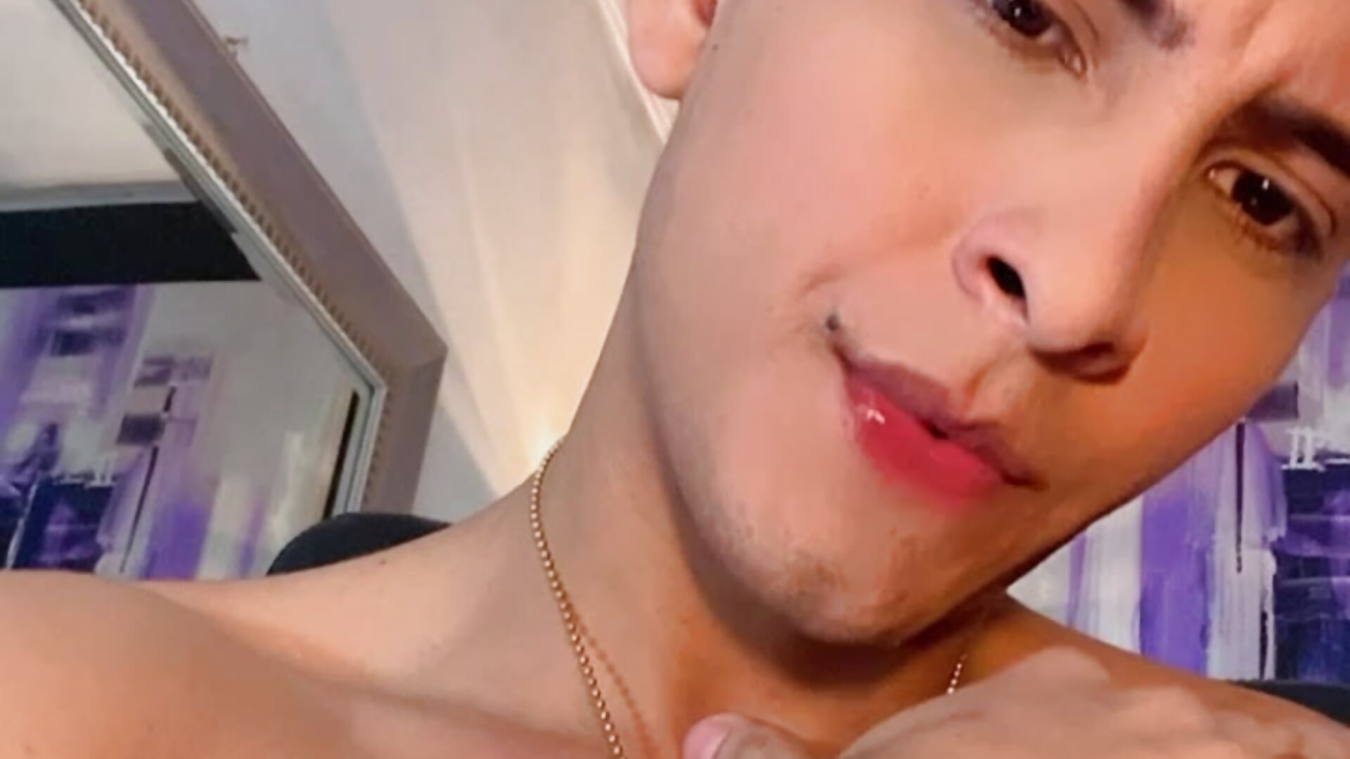 Kisses – video modela na kameri _Ryan_walker