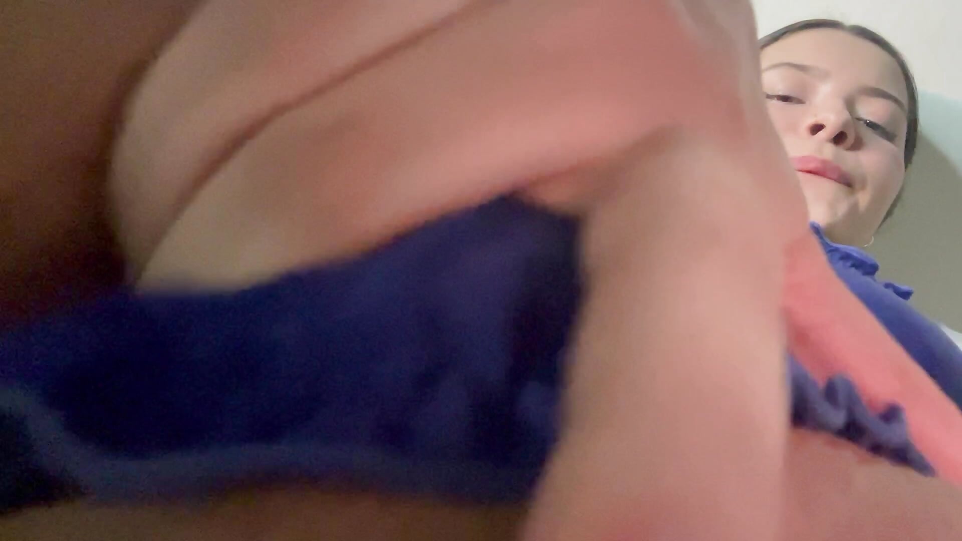 I'm hot and touching myself