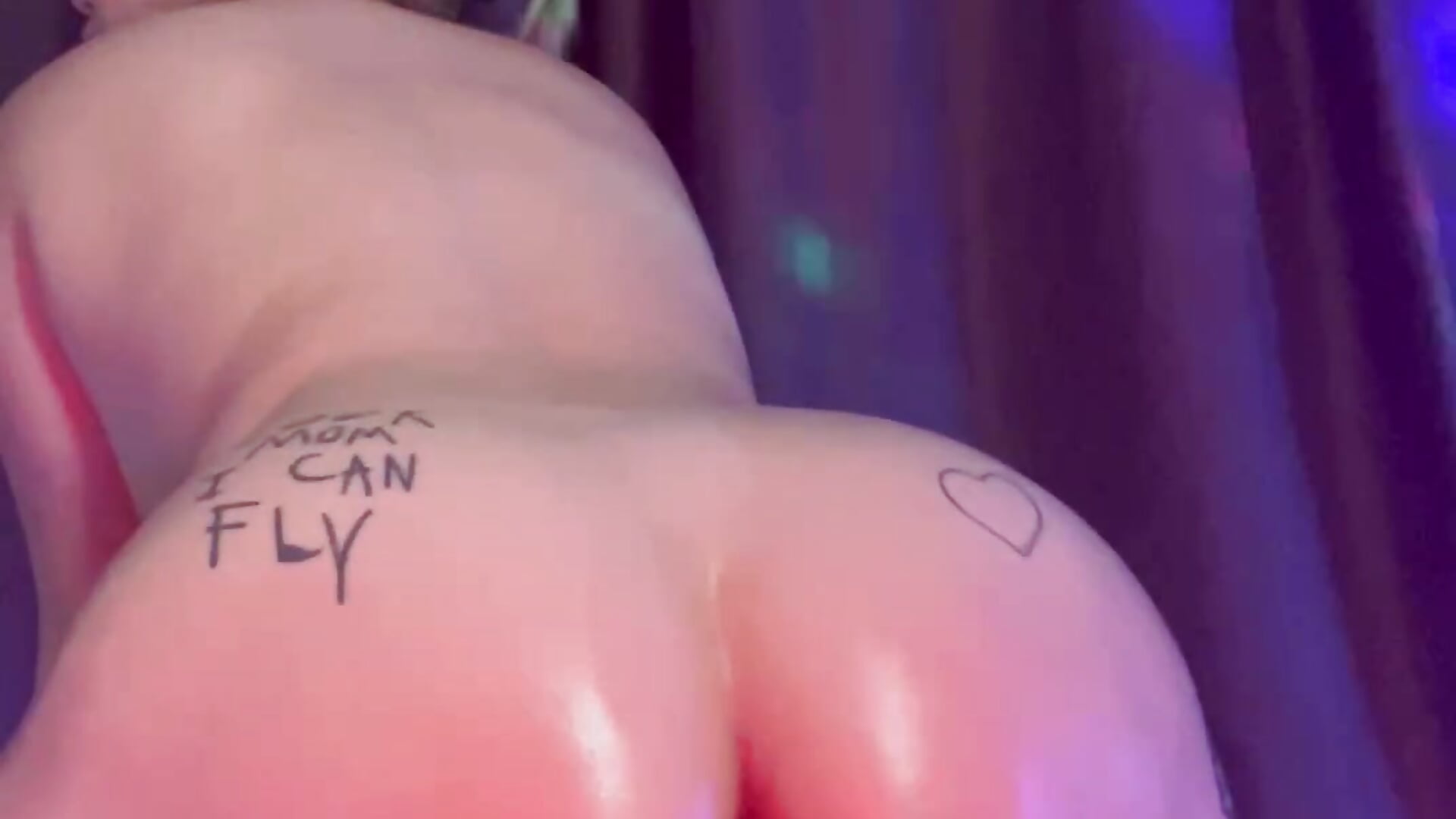 Oli ass - video di mrs_kitty69 modella di cam