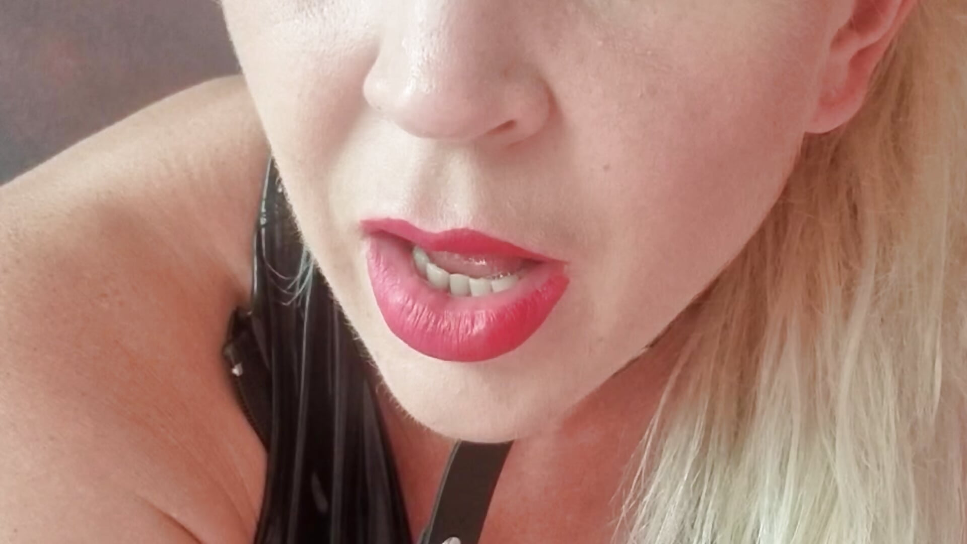 TRAUST DU DICH? Sprachnachricht mit Anweisungen 99tk - video by Kate-monroe cam model