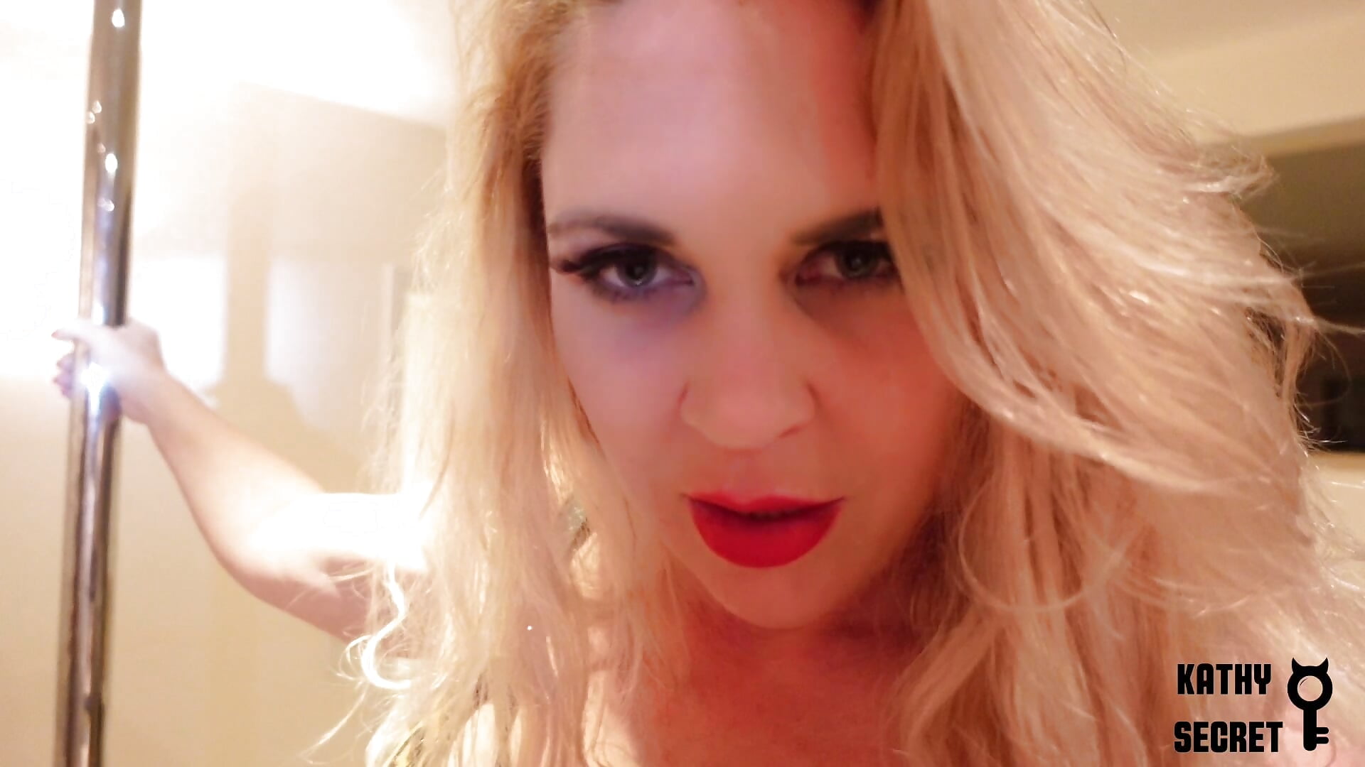 SEXTAPE: Nachbar fickt mich durch und besamt mich! - video by Kate-monroe cam model