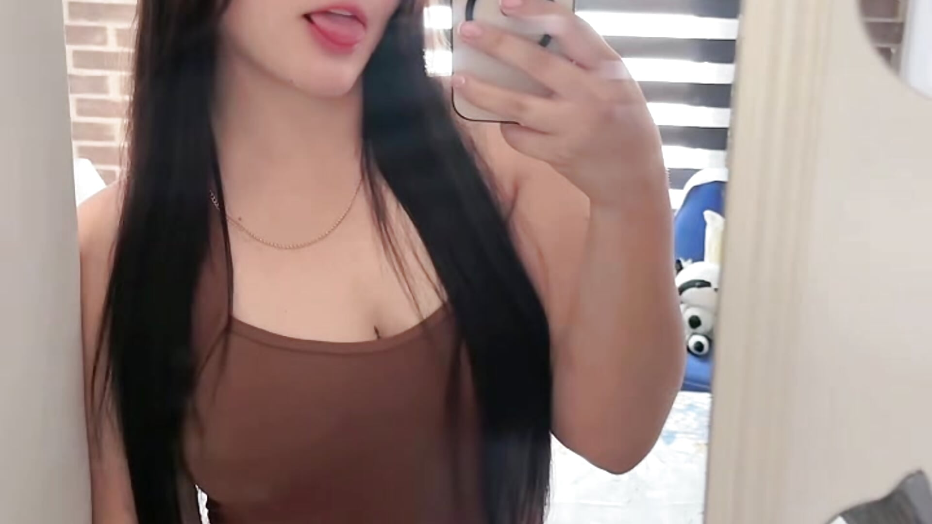 Holis - vídeo de la modelo de cam KiimTyler_