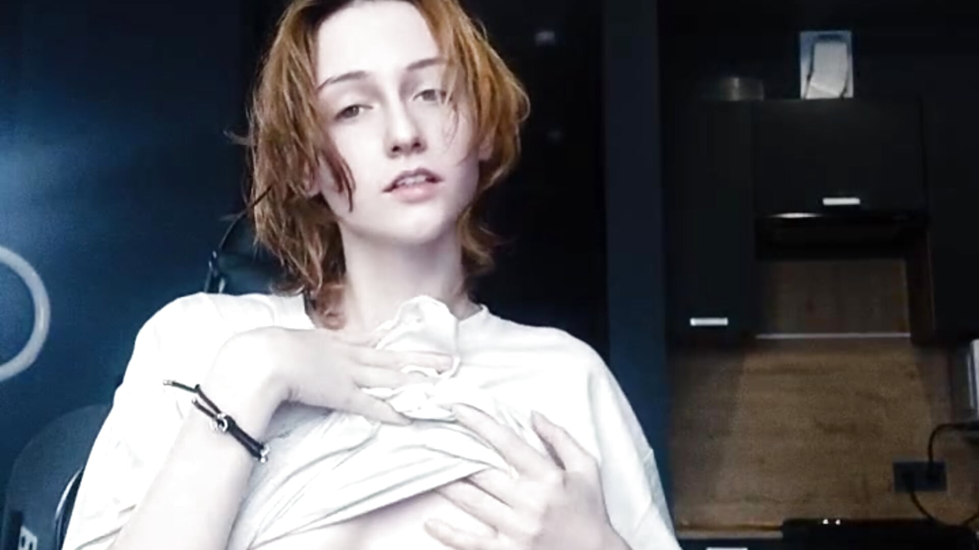 Lily - video by CumBandd cam model