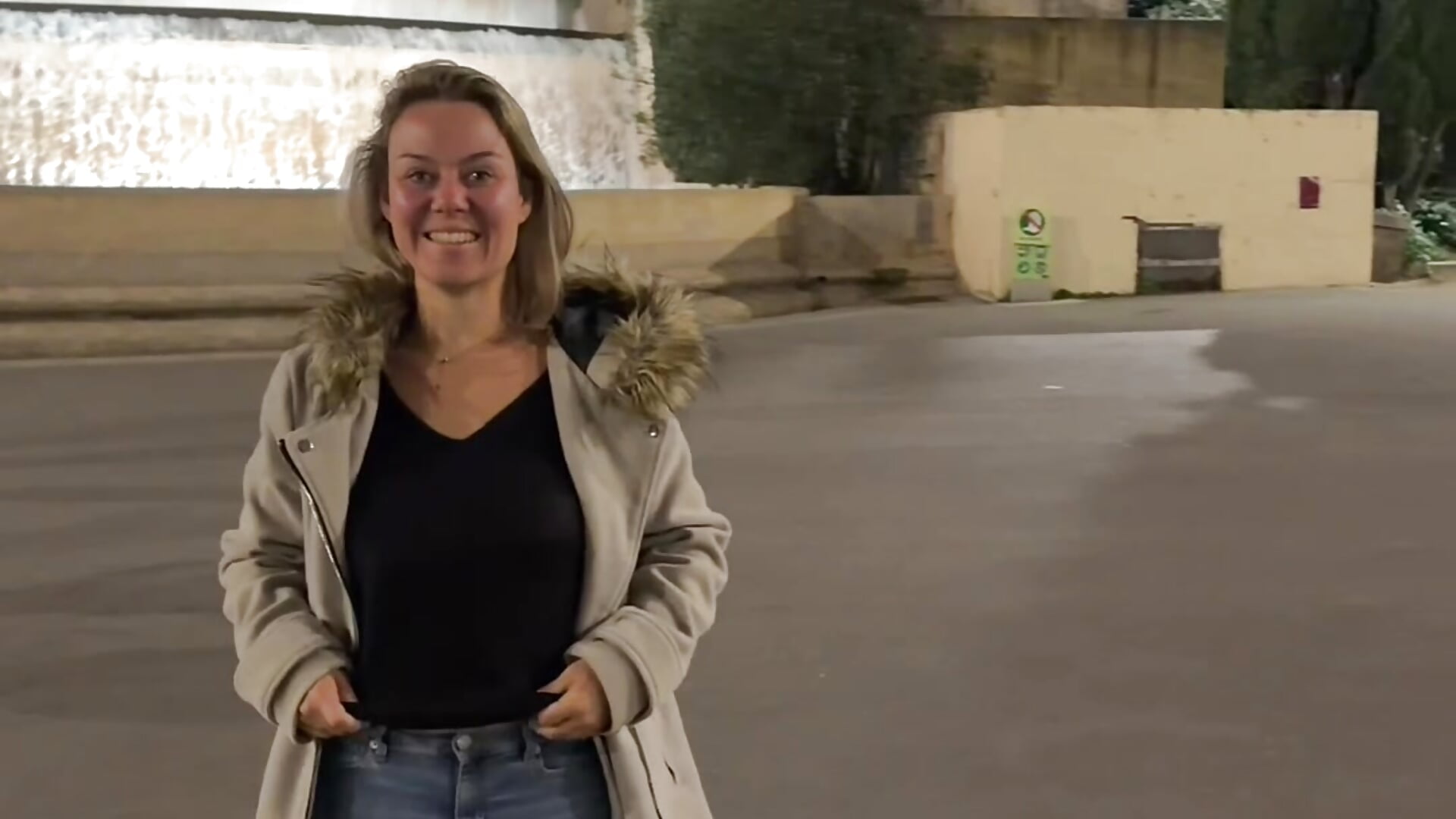 Flash boobs outdoor