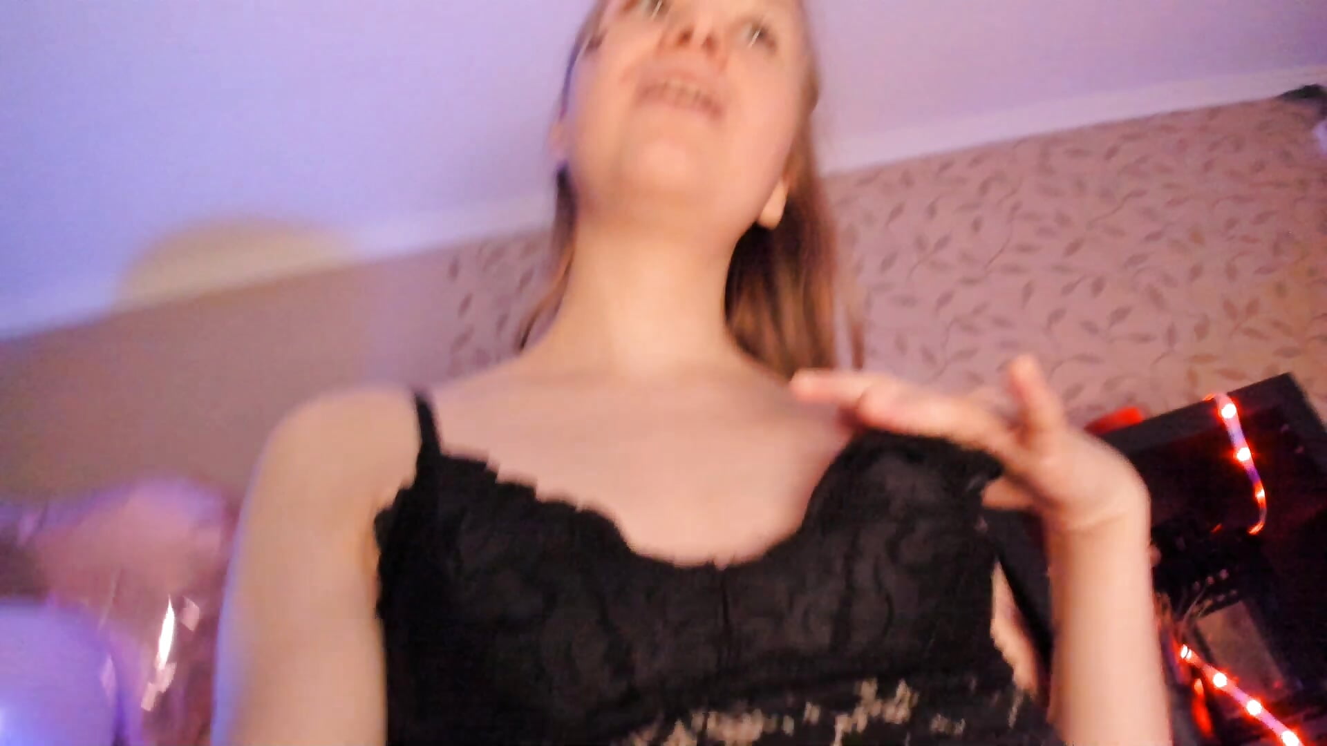 Body tour - video by AmandaProctor cam model