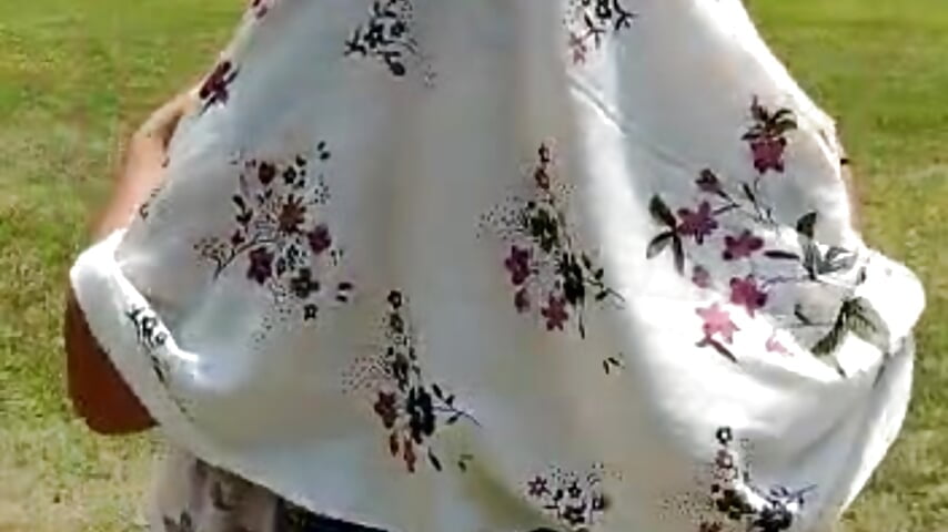 walk hand in hand with me and let's be crazy adventurers - shayla_18 캠 모델의 동영상