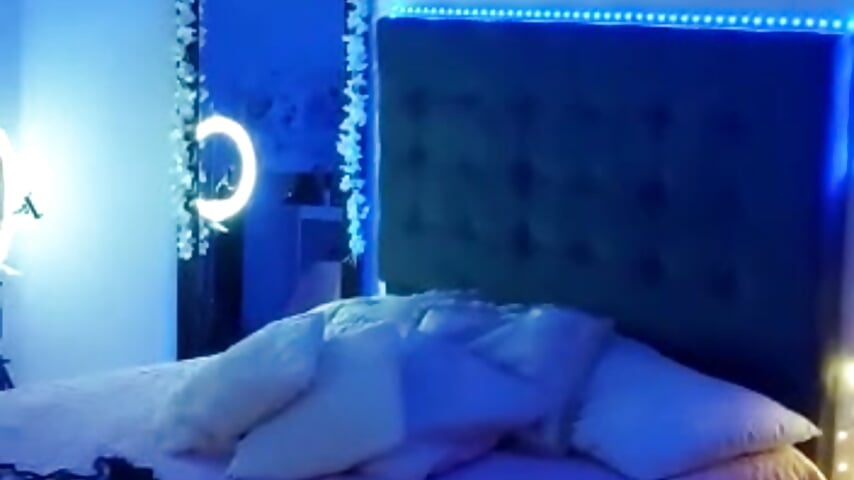 come and meet my room... be part of it - video by AllyRose1 cam model