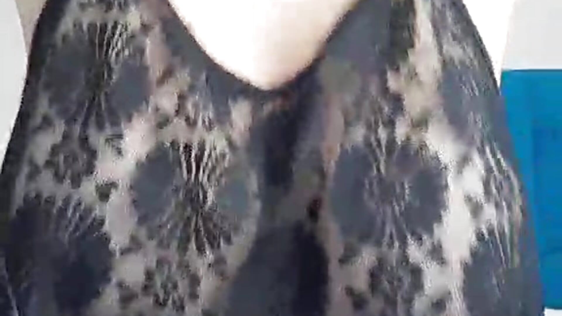 VID_20221212_155153_991 - video by sabrinaroz cam model