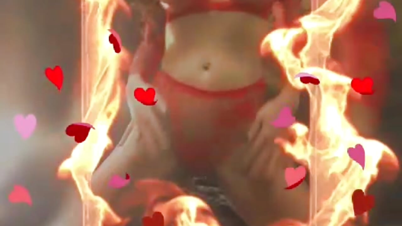 On fire - video by iammistresssss cam model
