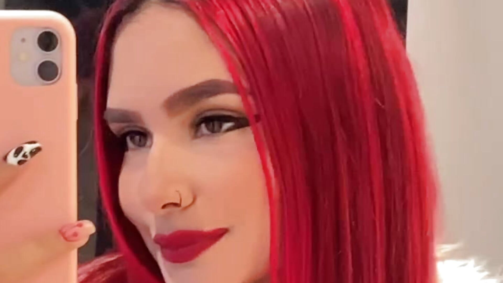 Bye - video by IamDilon cam model