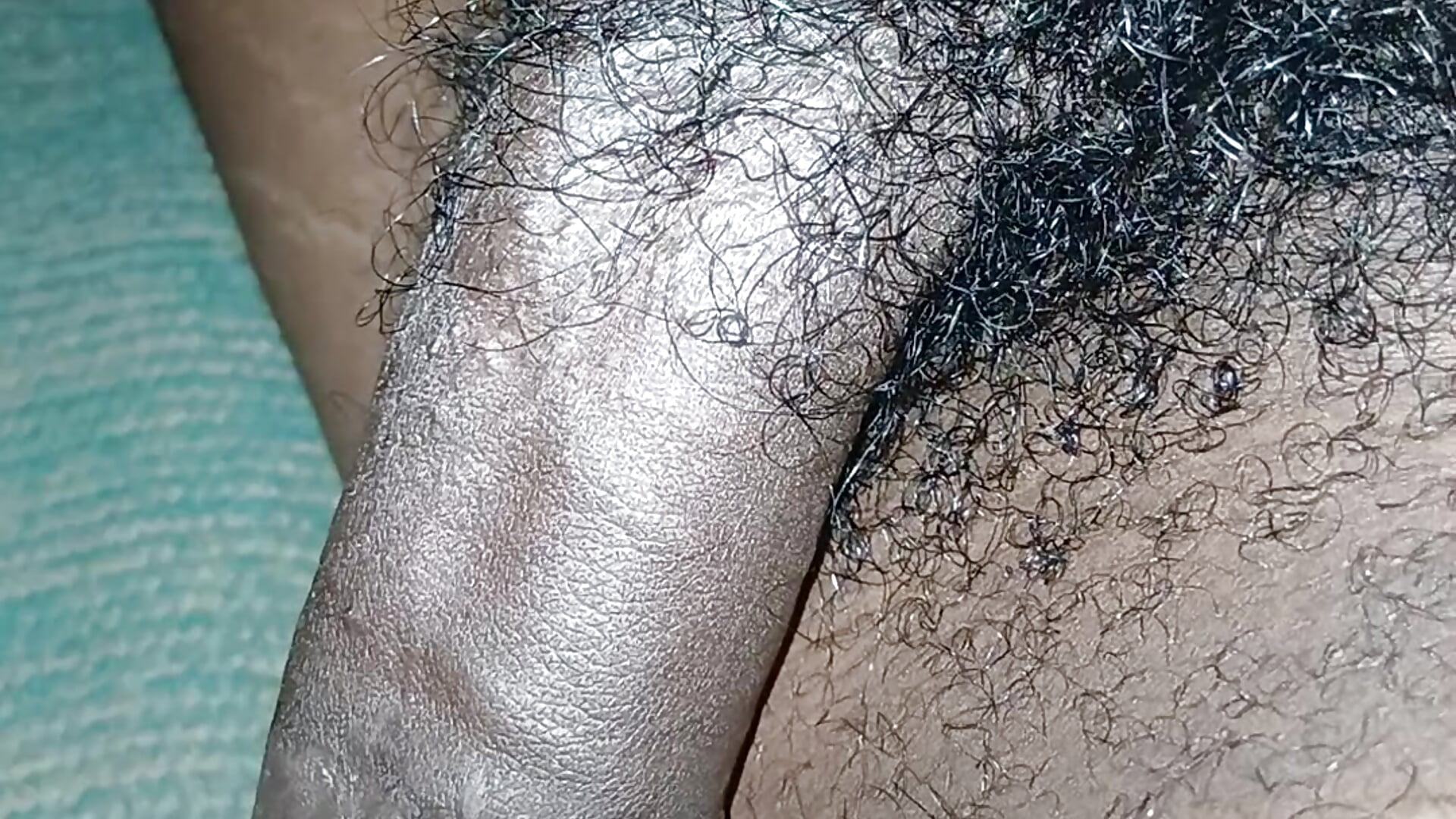 39925 - video by YoungVR cam model