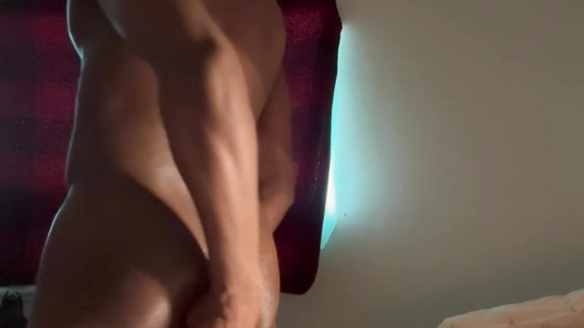 🤷🏽‍♂️🍑🍆