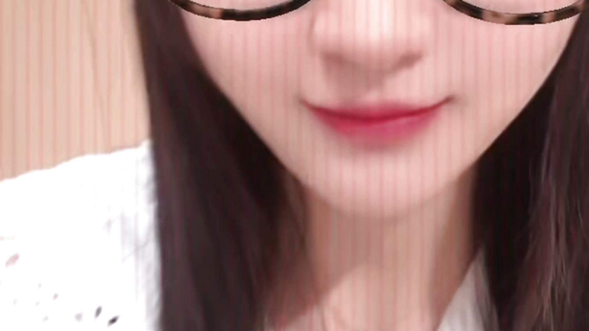 52.🧇(顔近い