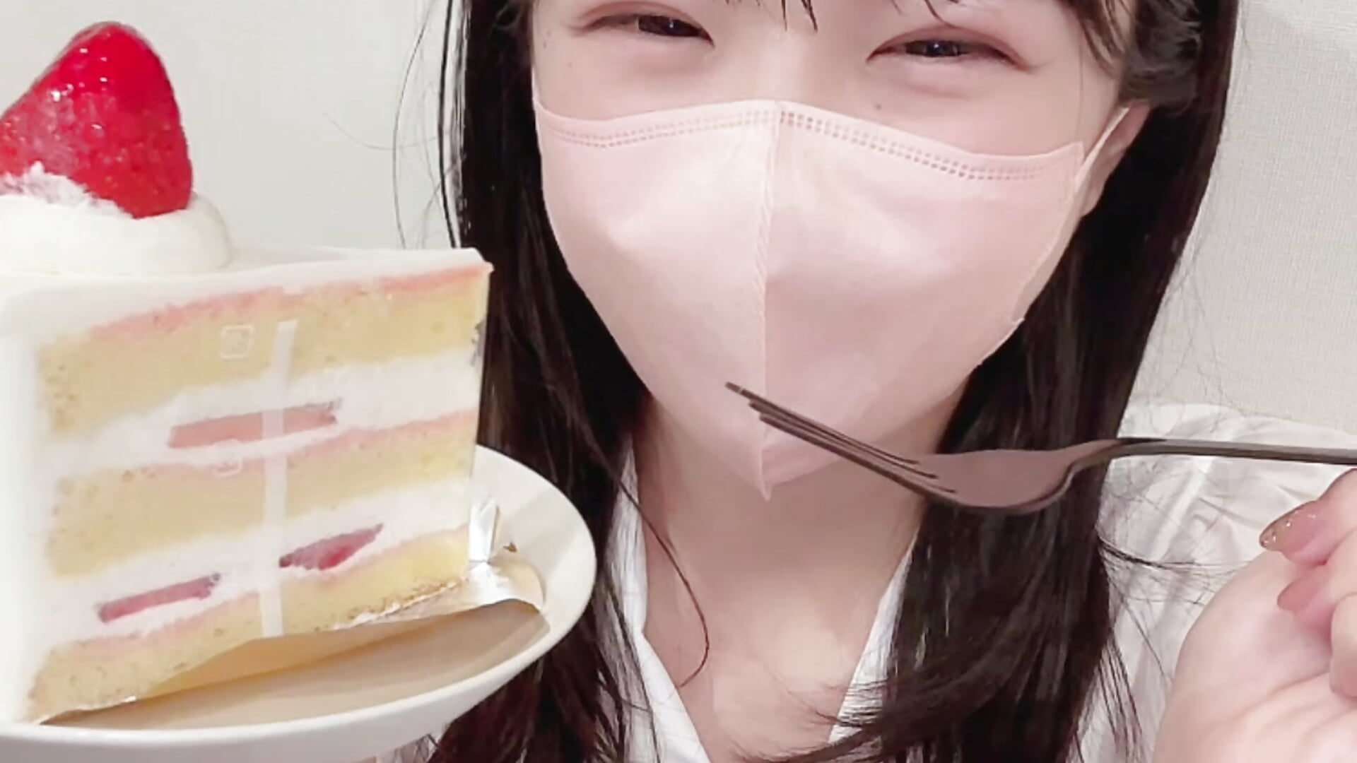 ダイエットは明日から♪ - video by anchan_ cam model