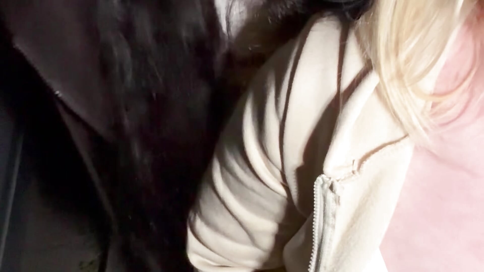 Two Girls and one stranger squirt action - video by EllyNora cam model