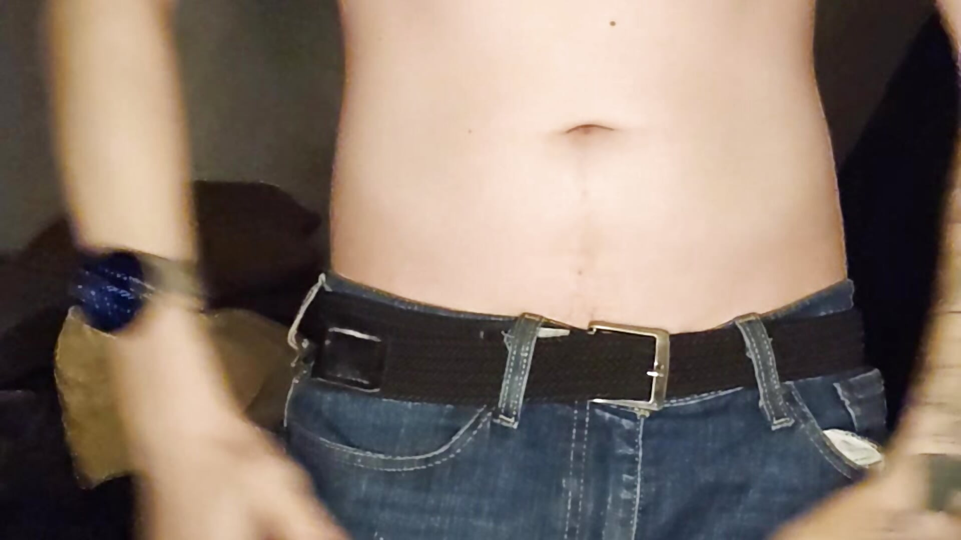 Quick striptease - video by Enjoined_Salt cam model