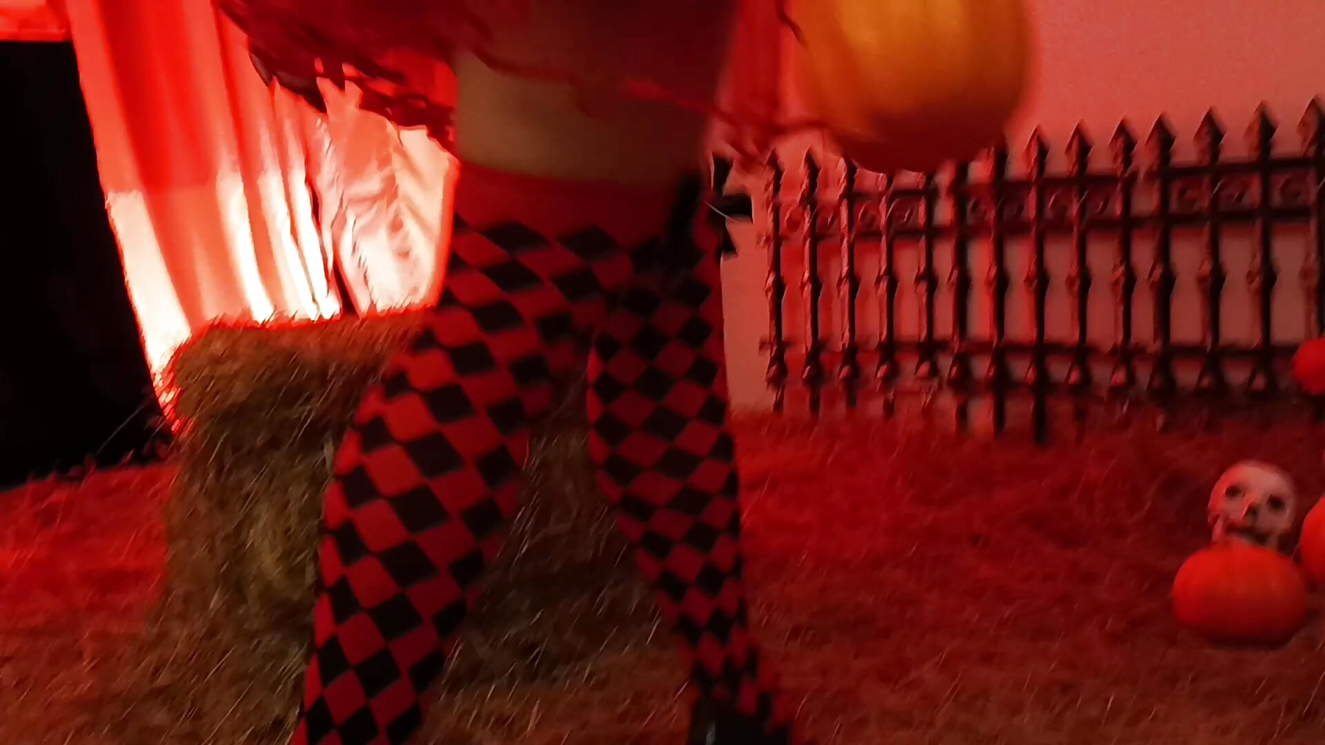 Halloween - video by alix_bay cam model