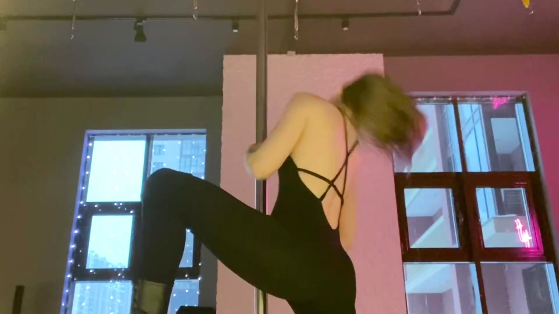 Exotic dance - video by Eva_Mata cam model