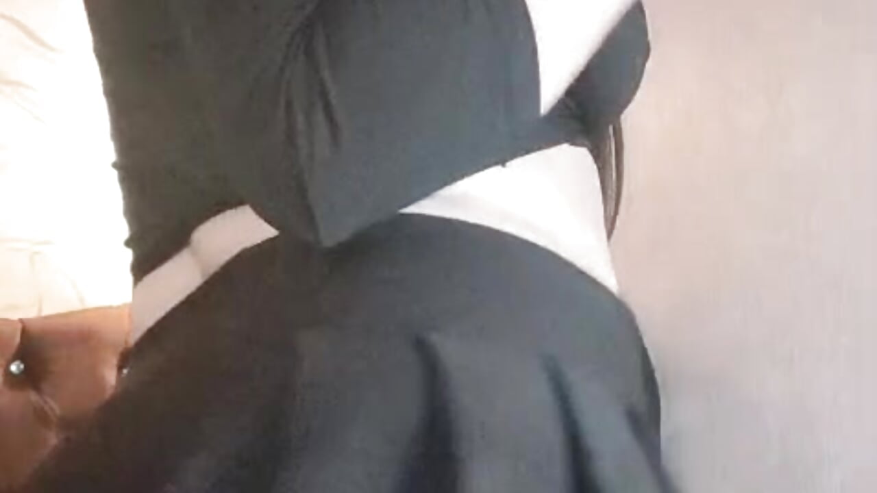 A little bit of mischief 😈 - video by HannaCarrter cam model