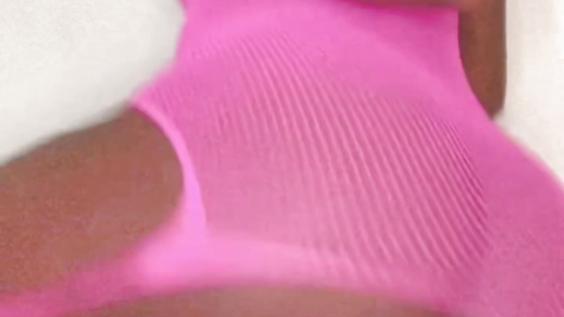 B0699C03-E747-4102-B1BB-2300A1440749 - vídeo de la modelo de cam ApAfterDark