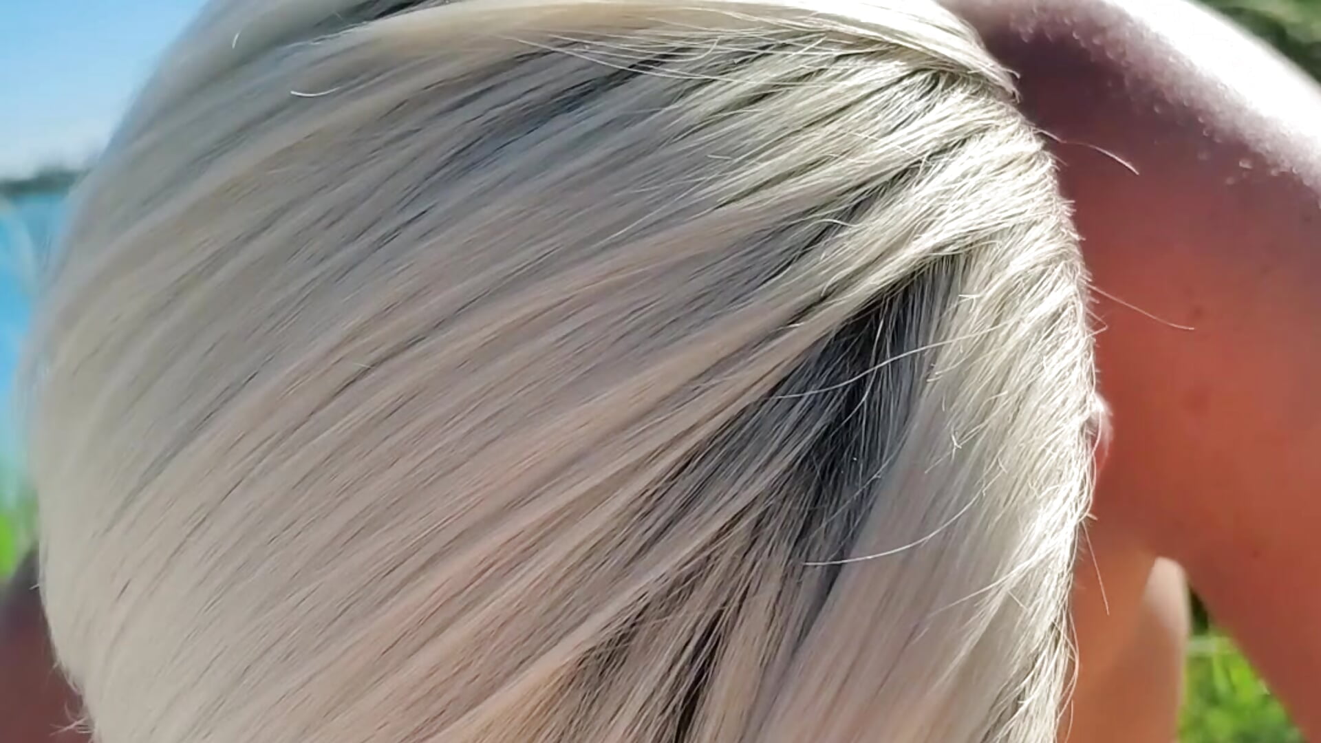 ♂️♀️ Public OUTDOOR BJ/ HJ with Happyend－カメラキャストのDarleenHotの動画